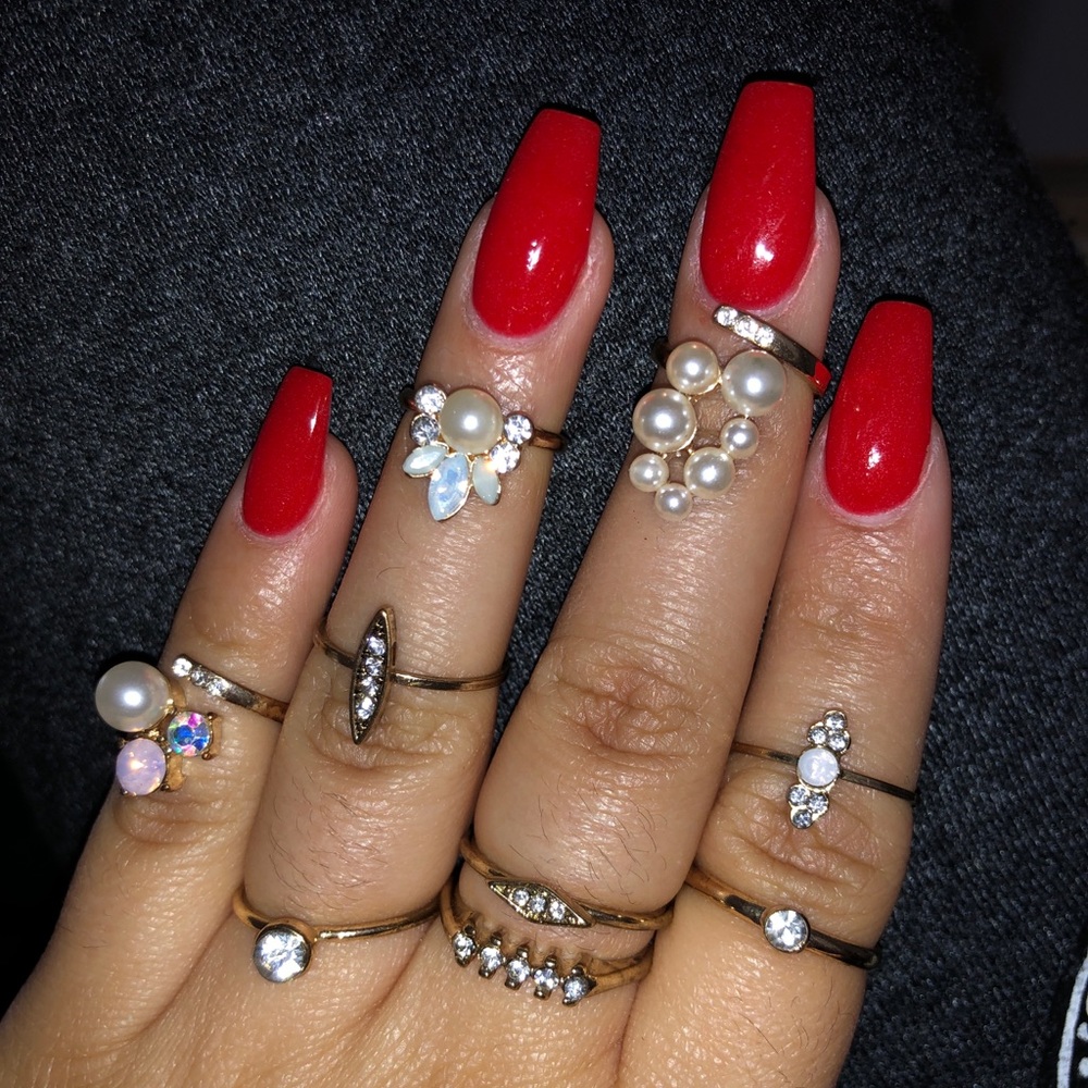 Lot of Gold / Pearl Rings!